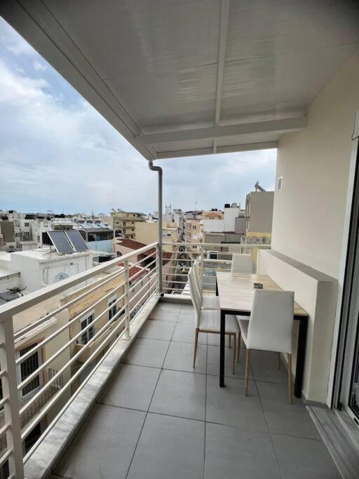 Penthouse Apt In Downtown Leilighet Iraklio Eksteriør bilde